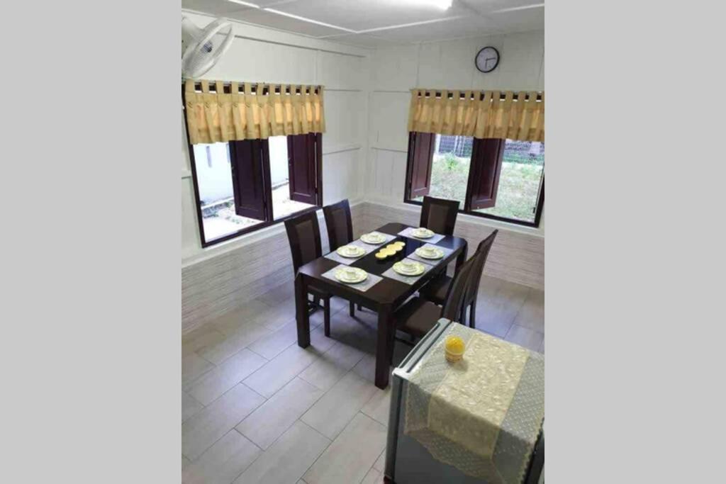 De RhuMaa Homestay Kuala Terengganu Buitenkant foto